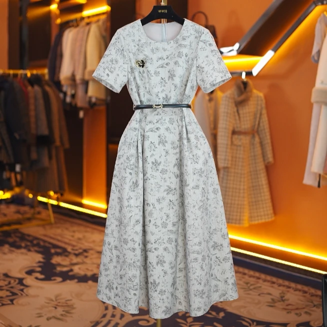 【赫尔温】设计款银灰色时尚收腰显瘦连衣裙DHZZR50181