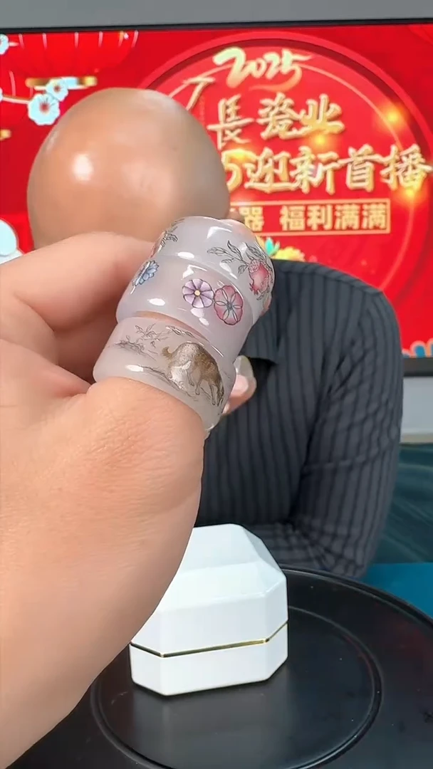 【闪购商品】摆件景德镇陶瓷摆件冰瓷其中一个
