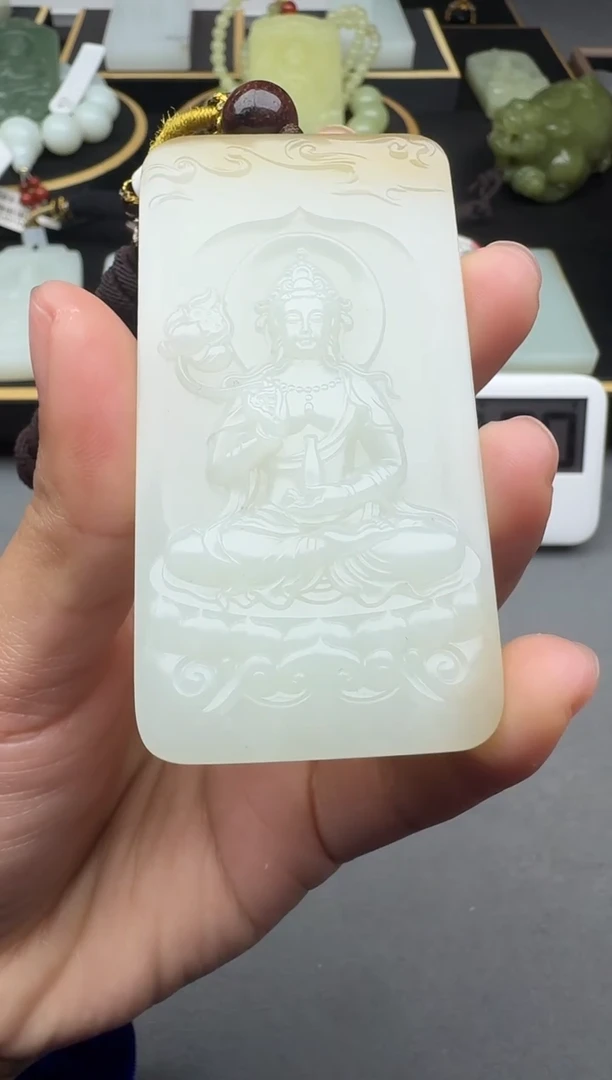 颈饰未镶嵌和田玉1