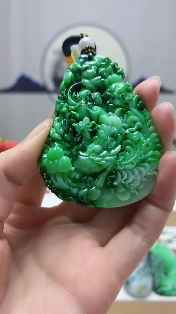 未镶嵌定制翡翠5060zm-毛货挂件凤凰68