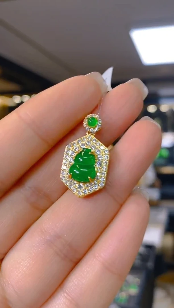 【闪购商品】翡翠吊坠(赠链)银S925镶嵌001（多样性发货）