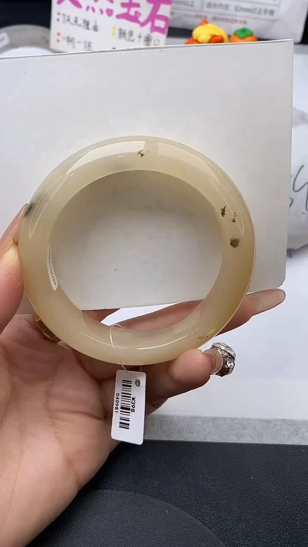 未镶嵌手镯石英质玉w125-HB58+