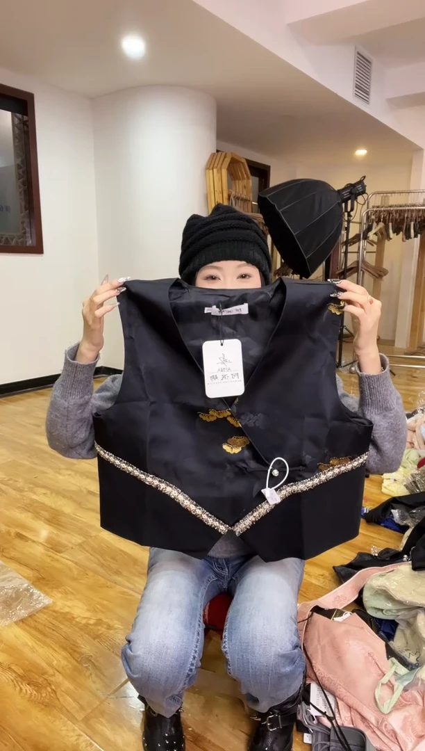 3XL码    145-155斤   马甲