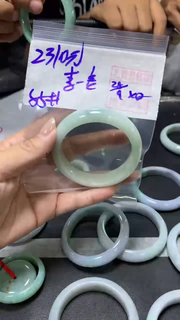 未镶嵌定制翡翠李*言+手镯55#2310元  毛货需抛光