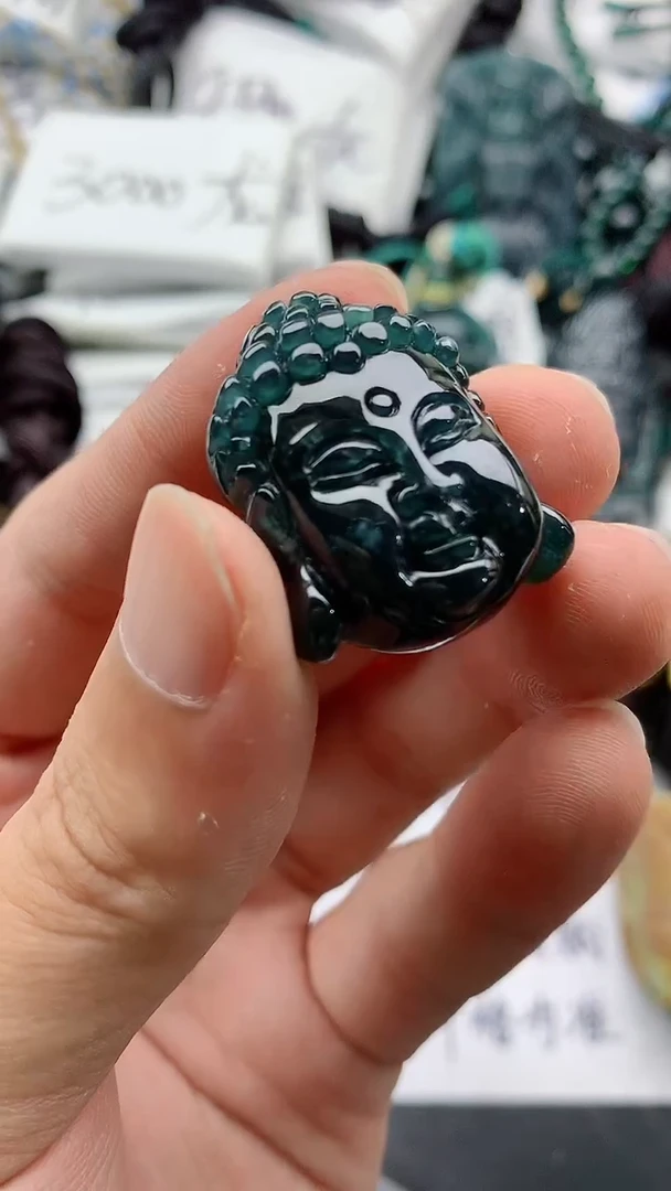 翡翠未镶嵌颈饰888