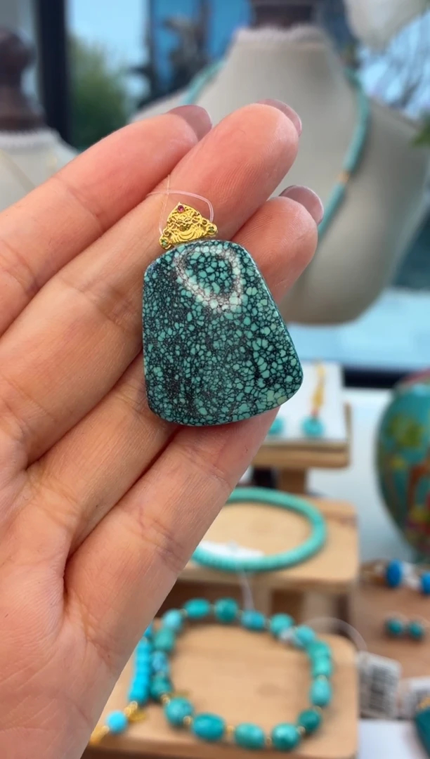 18K金镶嵌绿松石吊坠(不含链)1