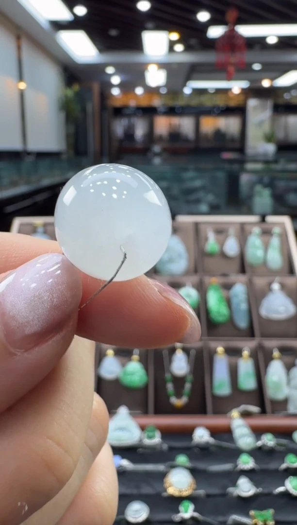 颈饰未镶嵌翡翠路路通