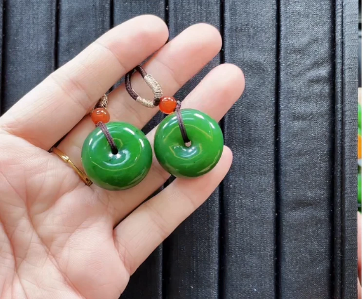 和田玉平安扣吊坠丨经典款 带黑点介意勿拍丨多样性发一