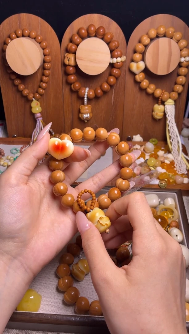 手串猴头核桃郑**?全品纯手工聚宝俏色爱心盆悟道猫吊坠手串全穿