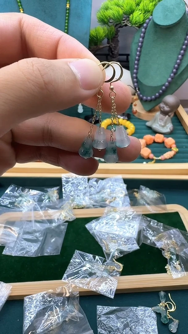 翡翠14K金镶嵌耳饰QW33