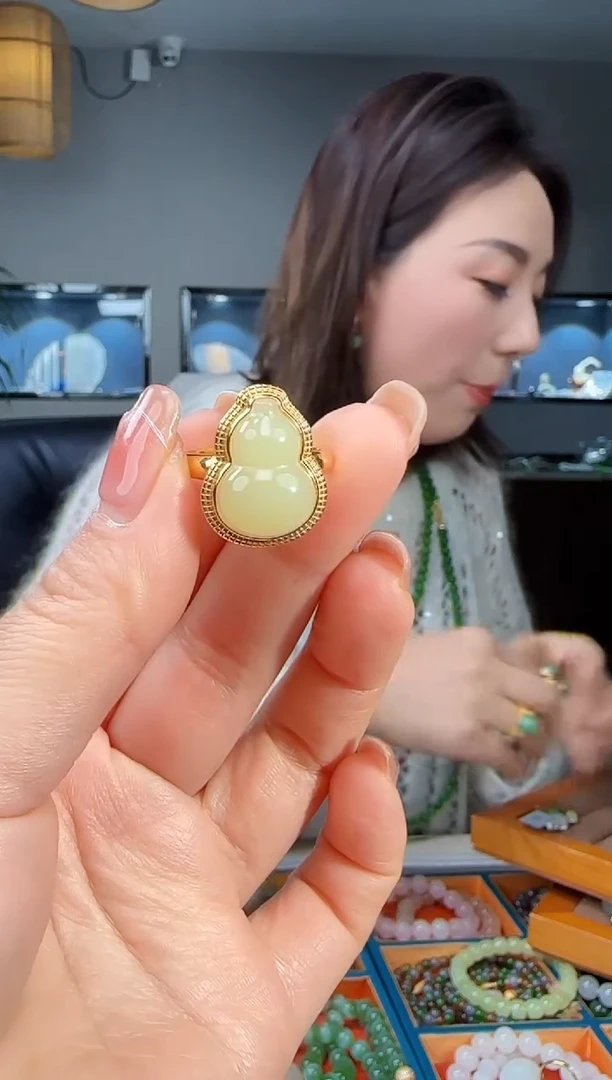 银S925镶嵌戒指和田玉1