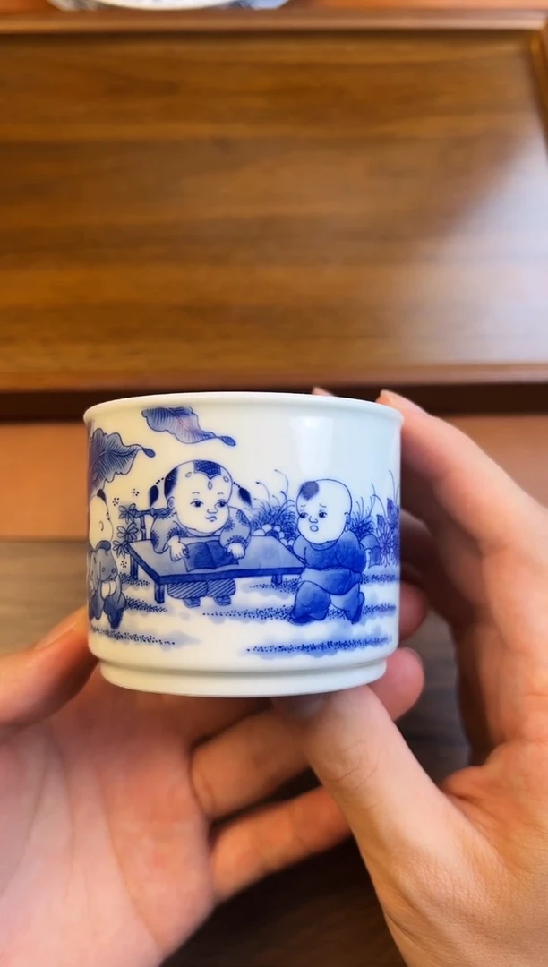 问青坊柴窑婴戏图直口杯