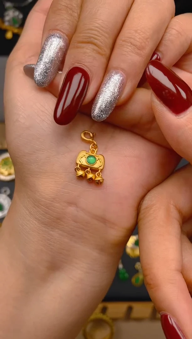 吊坠(不含链)银S925镶嵌翡翠锁