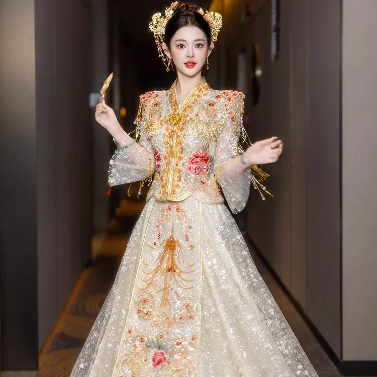 秀禾服婚服2025新款香槟色敬酒服显瘦高级感重工敬酒服薄款礼服女