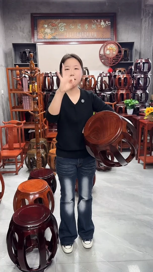 花梨木类家具胡桃色大号鼓凳一对（两条）
