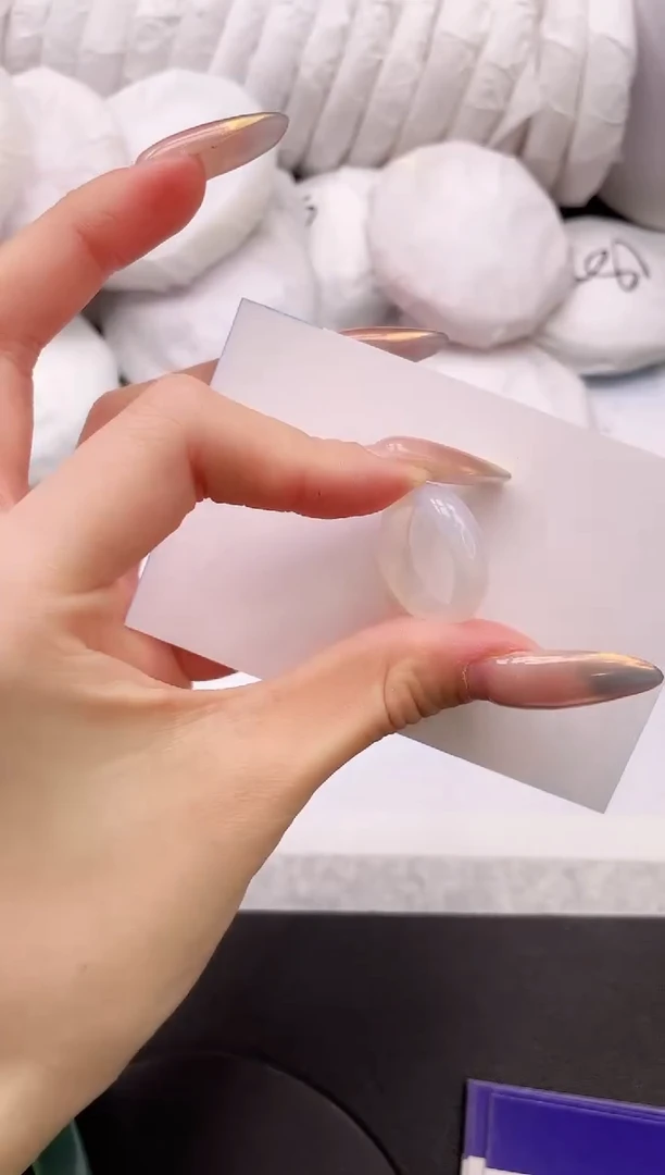 【闪购商品】石英质玉手镯未镶嵌素圈戒指白