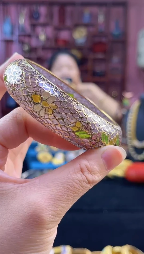 脱胎手镯圈口58-63香槟色