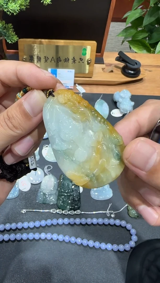 未镶嵌挂件翡翠A货翡翠多样性孤品