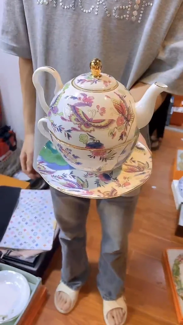 杯鸿辉家品牌瓷器，京东包邮！