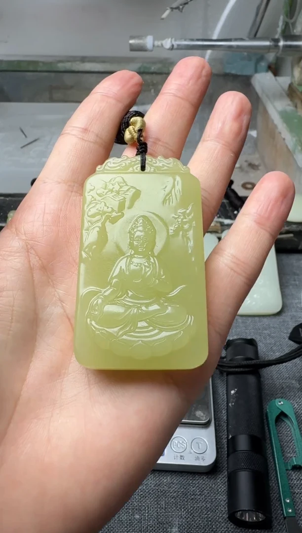 4 7山水观音天然玉石未镶嵌颈饰