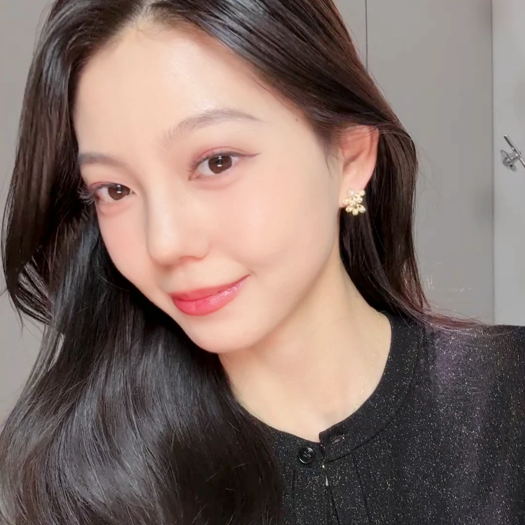 合金仿珍珠耳饰 精致珠珠双层花朵耳环气质百搭耳饰