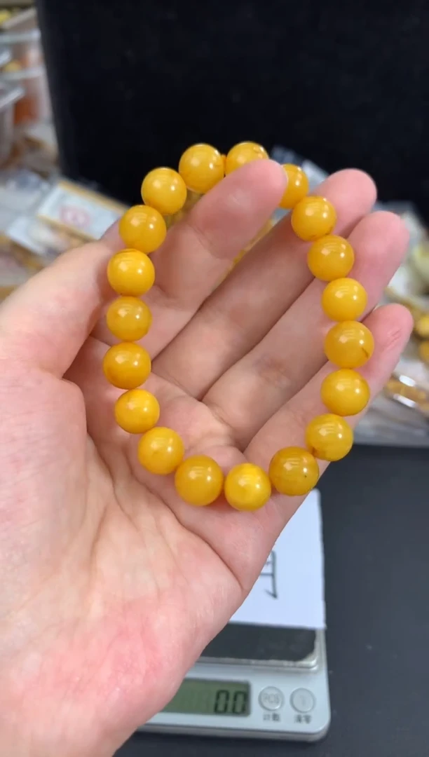 蜜蜡未镶嵌珠宝奇石53