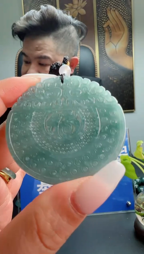 【闪购商品】翡翠颈饰未镶嵌多样性随机一件发货
