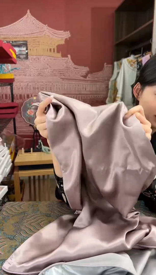 【闪购商品】刺绣紫色一对 100桑蚕丝枕套