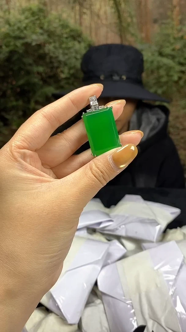 满色吊坠 所见即所得！！