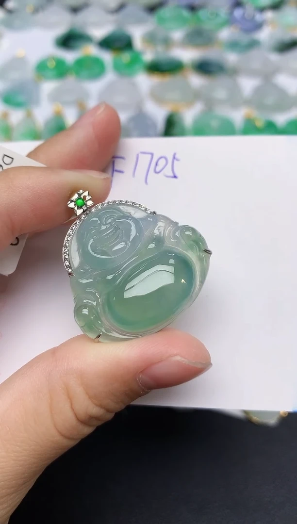 颈饰18K金镶嵌翡翠天然缅甸A货翡翠百元以上9元证书费自理