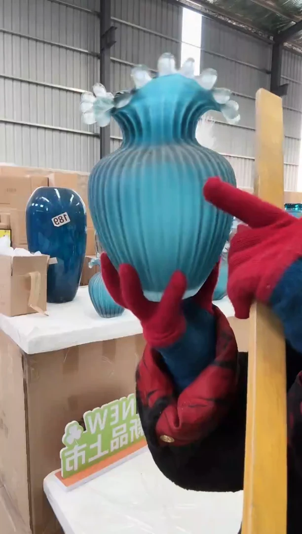 077直播玻璃花瓶