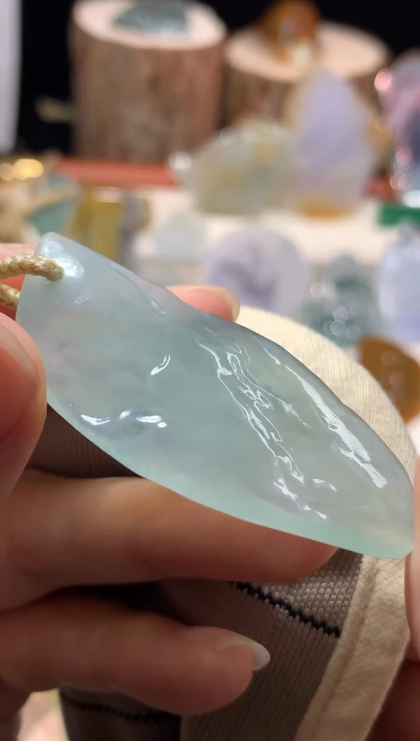 吊坠(不含链)未镶嵌翡翠吊坠