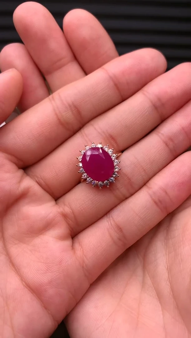 【闪购商品】红宝石戒指银S925镶嵌........