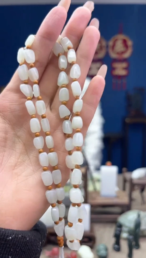 【闪购商品】和田玉颈饰未镶嵌1