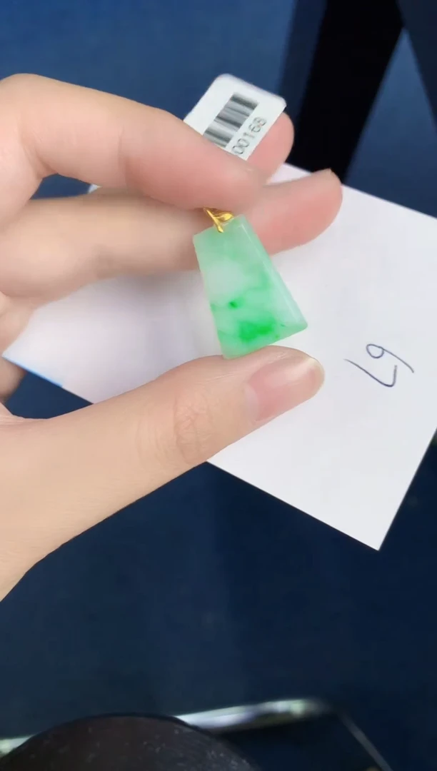 【闪购商品】翡翠颈饰18K金镶嵌000000000