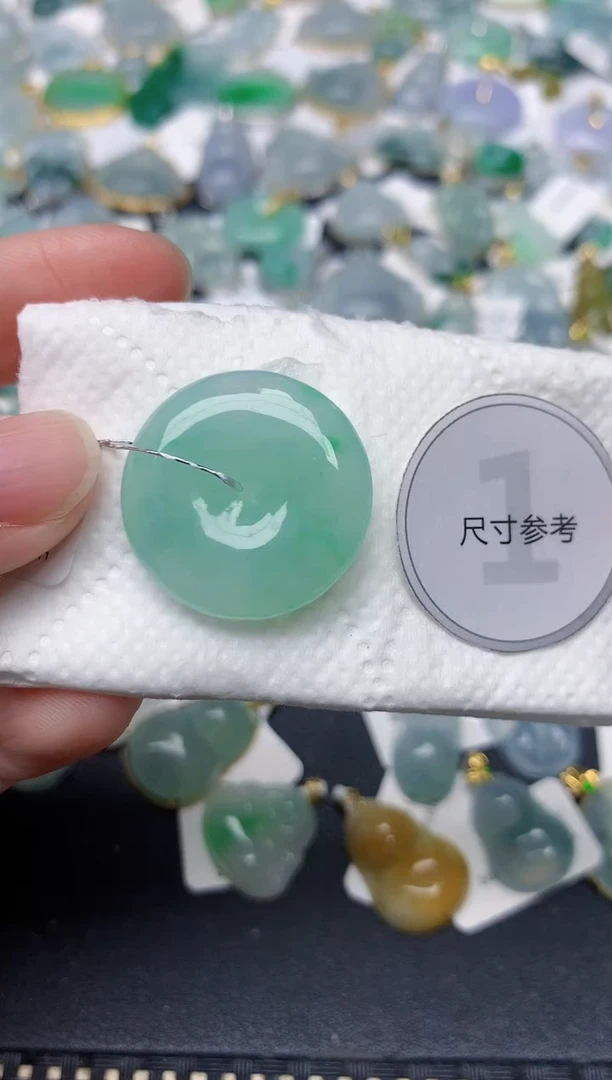 颈饰未镶嵌翡翠天然缅甸A货翡翠