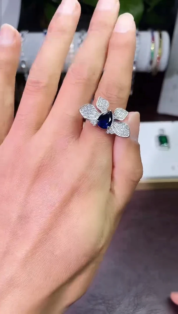 足铂镶嵌合成（培育）蓝宝石戒指/指环蓝宝戒指