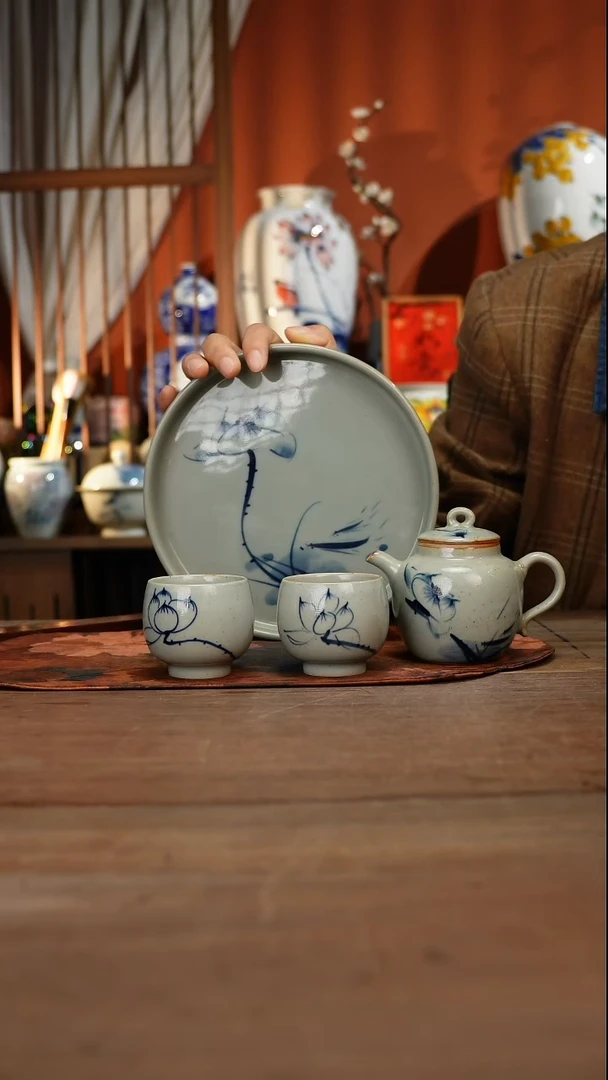 当代高温釉下彩手绘陶瓷餐具