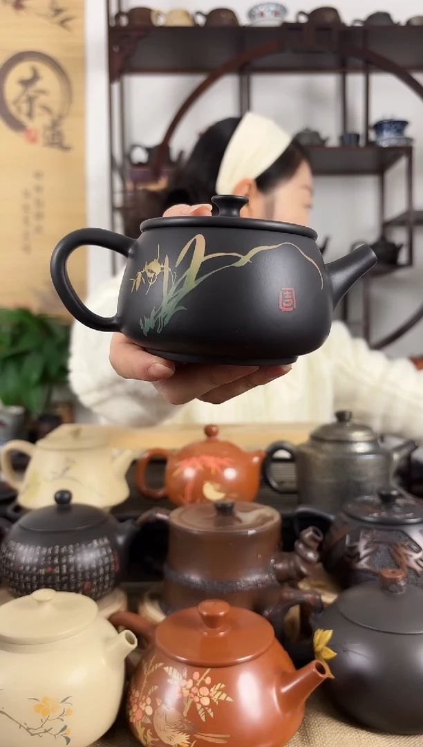 云南建水紫陶茶壶200CC左右球孔出水很好