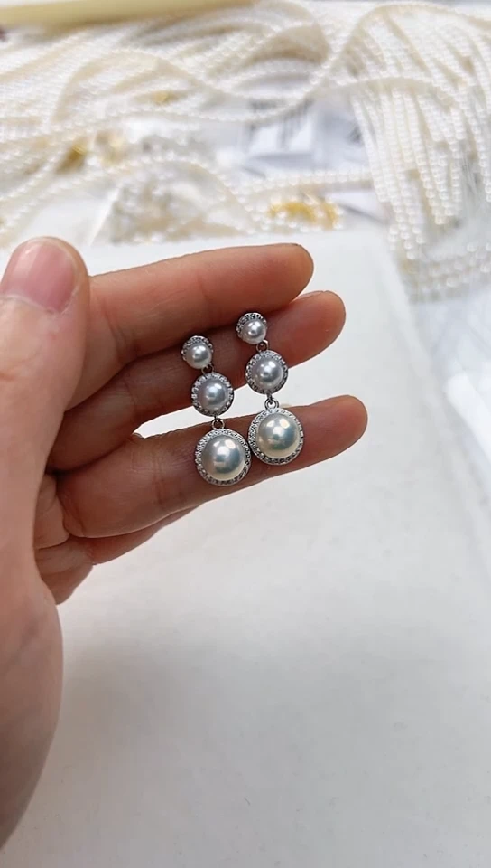 【闪购商品】淡水珍珠耳饰合金三珠灵动银色