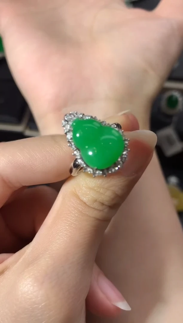 【闪购商品】翡翠戒指18K金镶嵌A244|23800