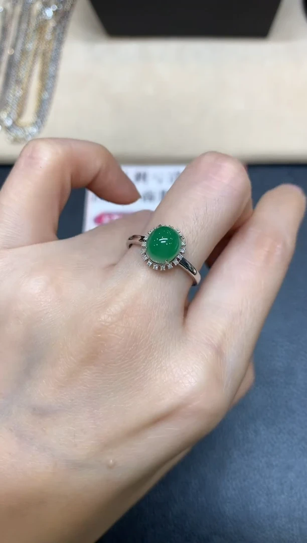 【闪购商品】翡翠戒指18K金镶嵌【无鉴赏期