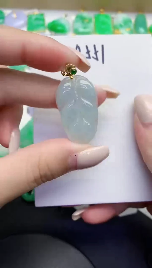 颈饰未镶嵌翡翠缅甸天然翡翠A货