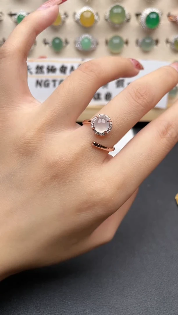 【闪购商品】翡翠戒指银S925镶嵌一物一证一礼盒