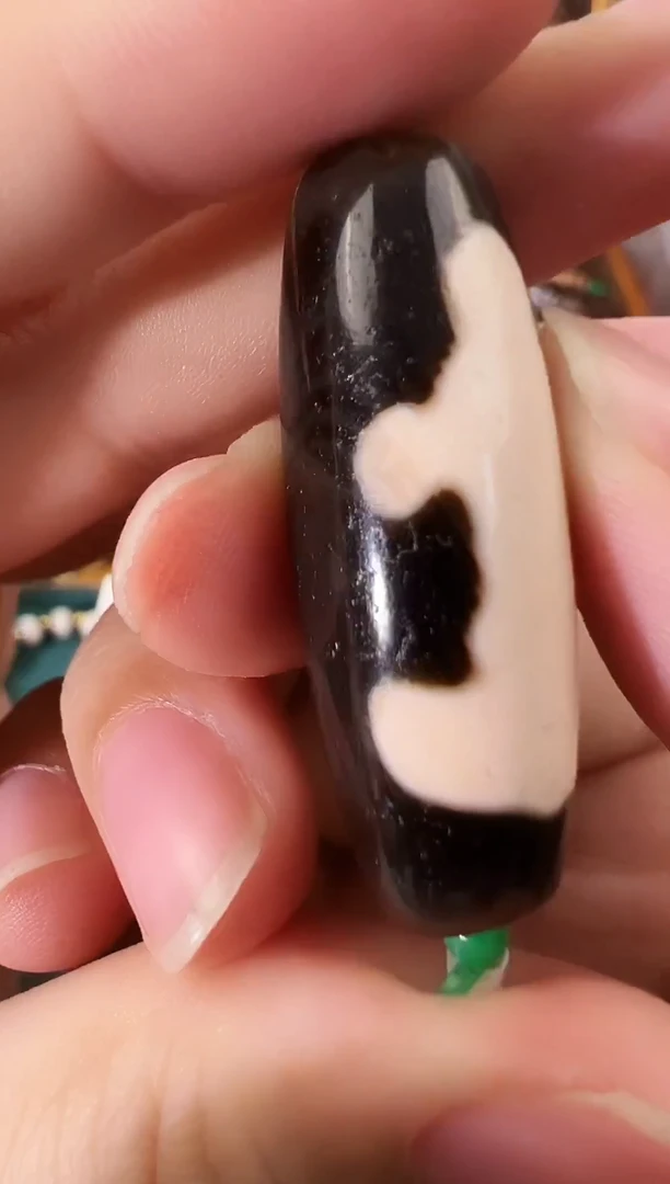 玛瑙/玉髓（覆膜）颈饰未镶嵌55.（微瑕随机发货）