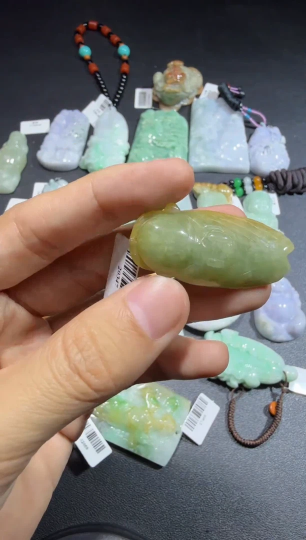 【闪购商品】翡翠颈饰未镶嵌00000889