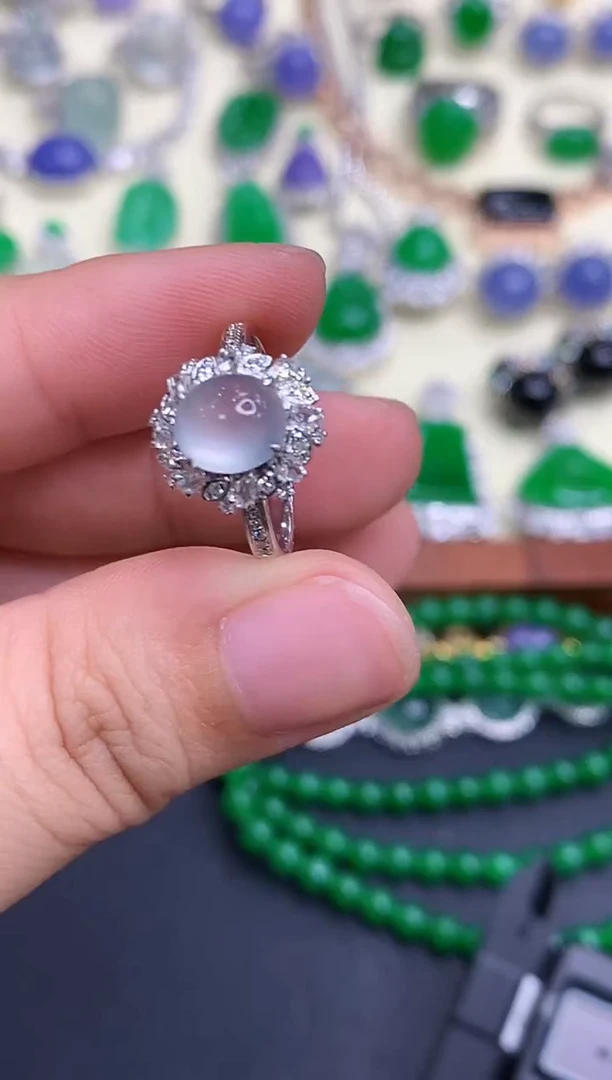 18K金镶嵌戒指翡翠426-中国好珍宝