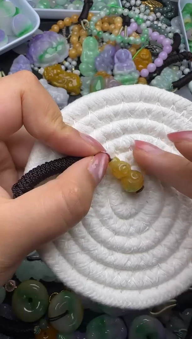 颈饰未镶嵌翡翠天然缅甸翡翠吊坠