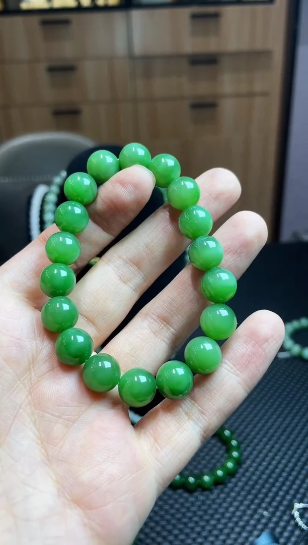 颈饰未镶嵌和田玉和田玉碧玉阳绿猫眼手串11mm