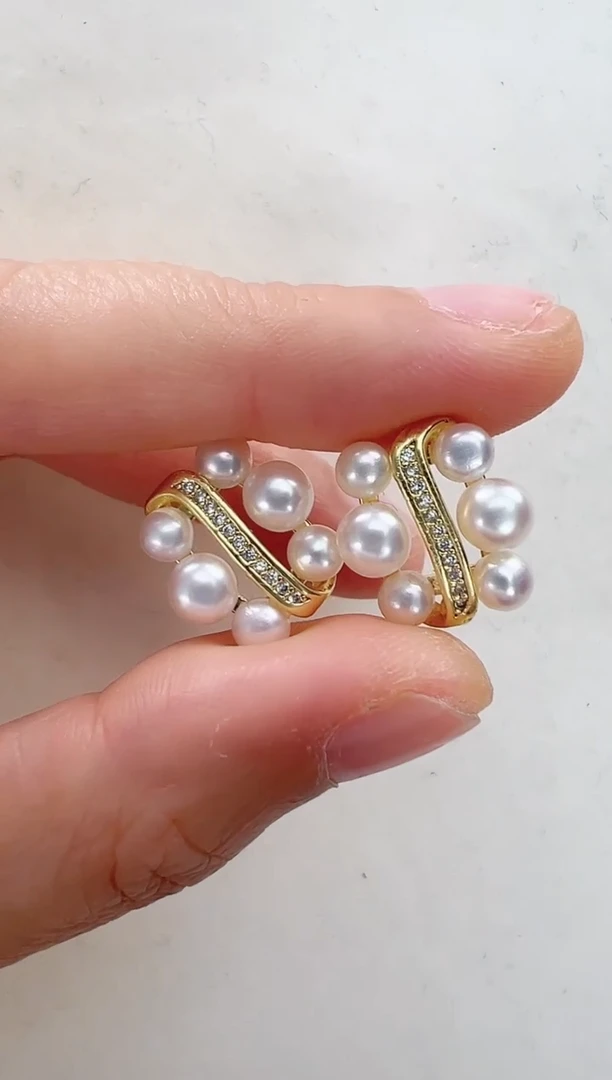 【闪购商品】淡水珍珠耳饰合金六珠音符